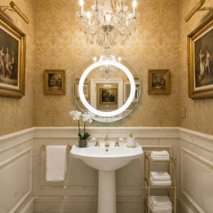 Vanity with mirror and lights LM1008