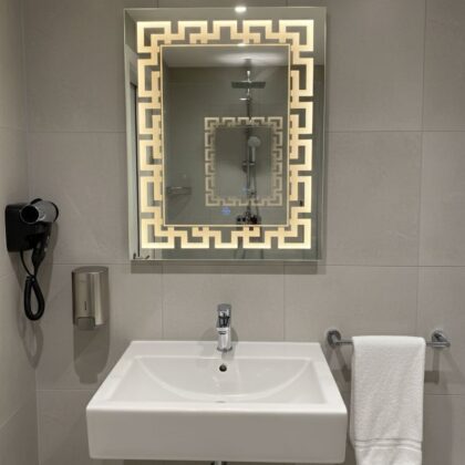 LM1019 led bathroom mirror